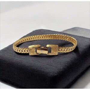 Vintage Napier Bracelet Herringbone Chain Gold Tone Fold Over Snap Clasp 6.75"